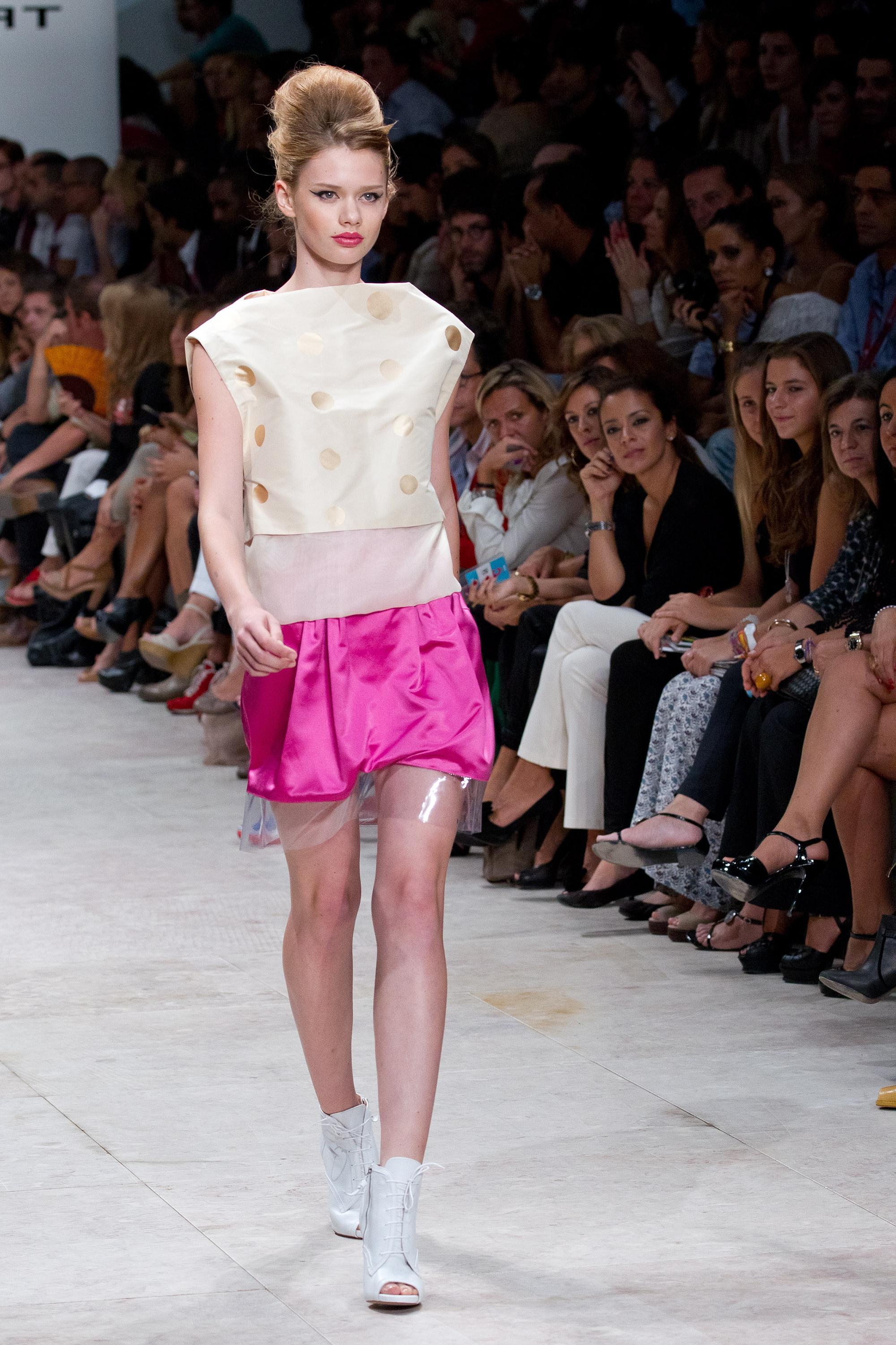 Lisbon Fashion Week Spring Summer 2012 - Ready To Wear - Alves Goncalves - Catwalk- | Picture 97461